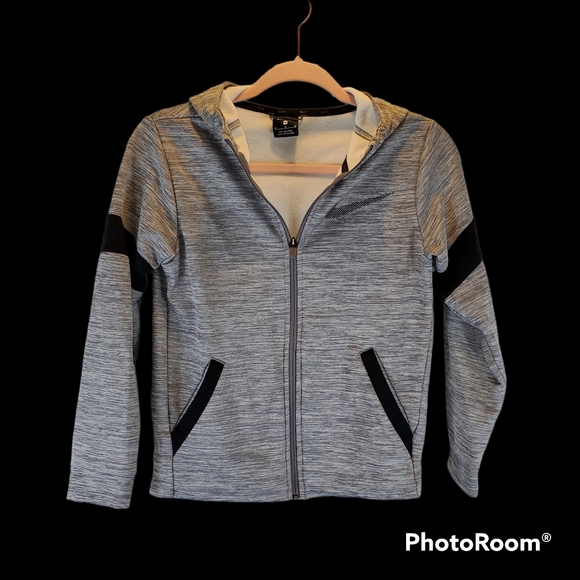 Nike boys jacket/sweatshirt - Picture 2 of 8